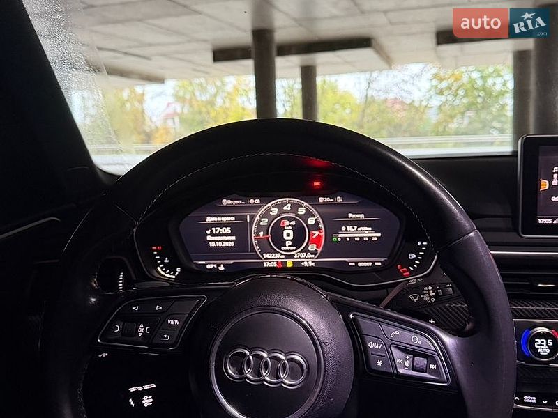 Седан Audi A4 2016 в Тернополі