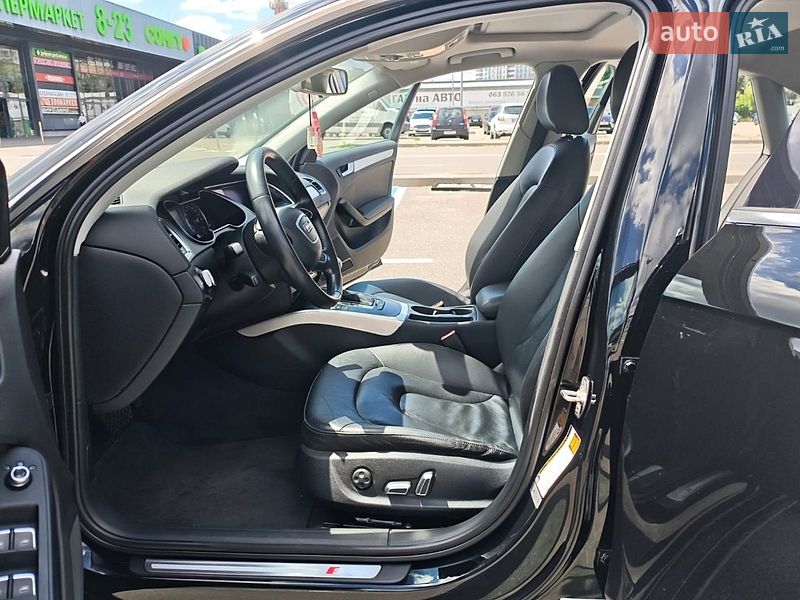 Седан Audi A4 2014 в Киеве