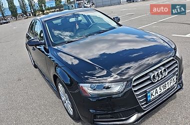 Седан Audi A4 2014 в Киеве
