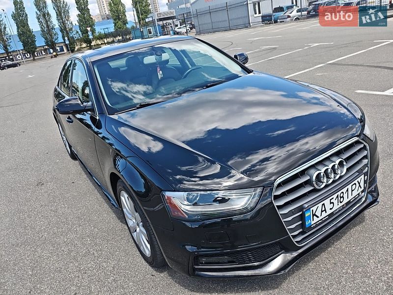 Седан Audi A4 2014 в Киеве
