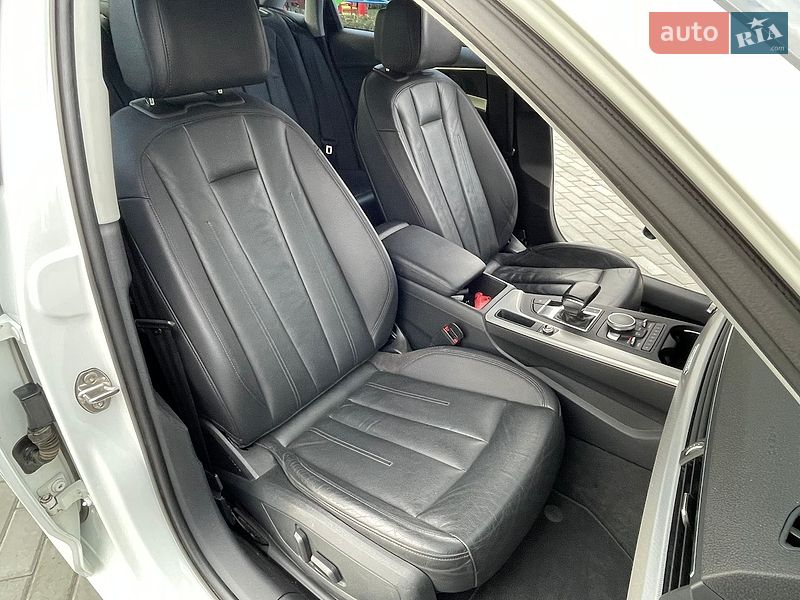 Седан Audi A4 2016 в Тернополе