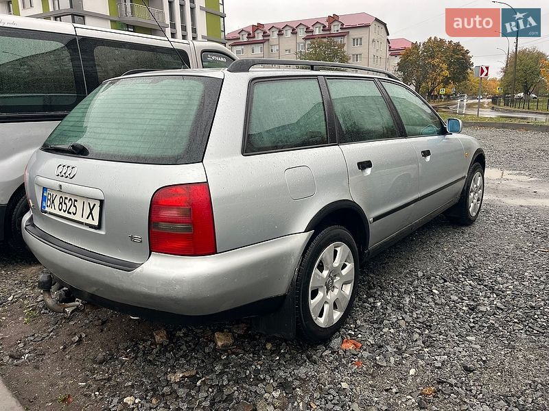 Универсал Audi A4 1998 в Ровно