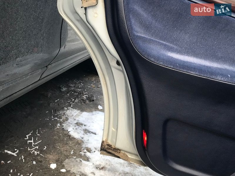 Универсал Audi A4 1998 в Ровно