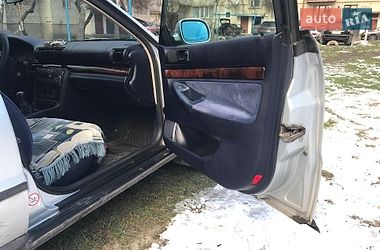 Универсал Audi A4 1998 в Ровно