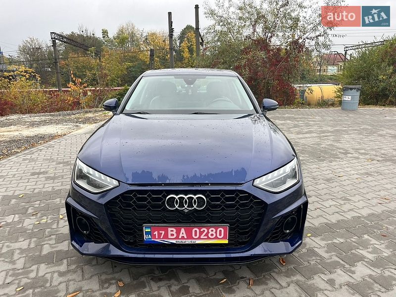 Седан Audi A4 2021 в Львові