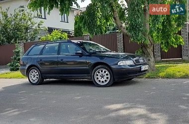 Универсал Audi A4 1998 в Киеве