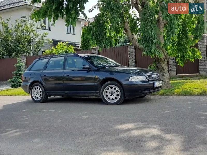 Универсал Audi A4 1998 в Киеве