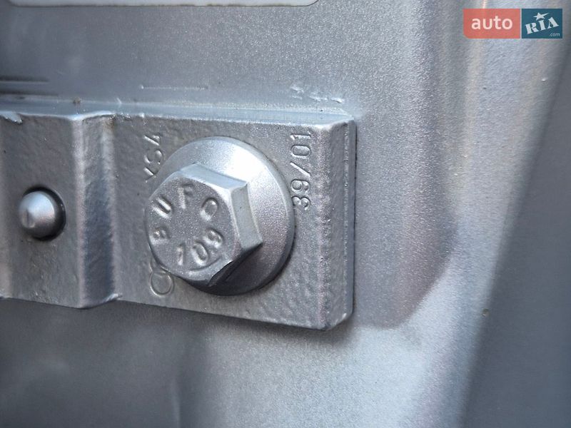 Універсал Audi A4 2001 в Петриківці