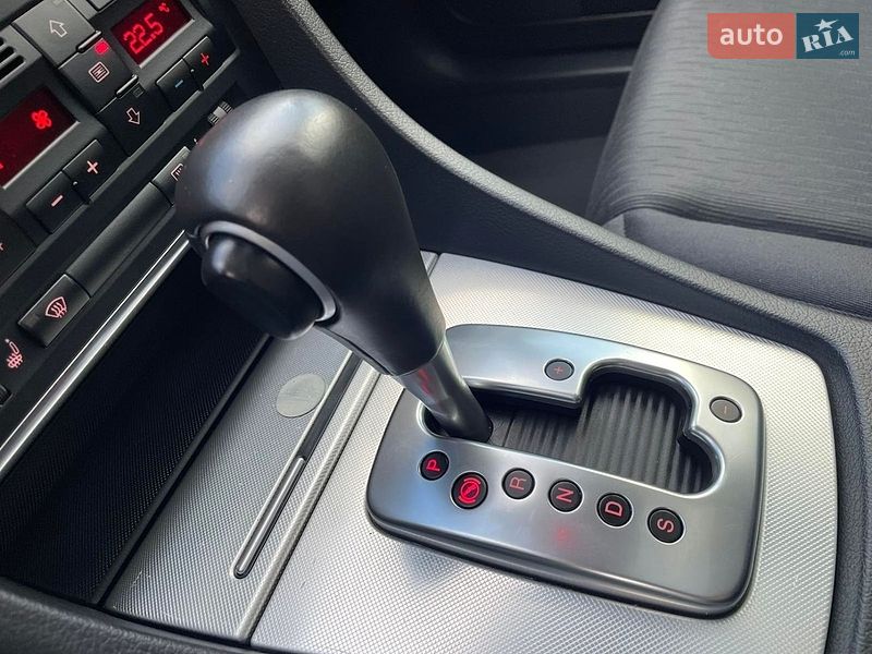 Седан Audi A4 2006 в Каменском