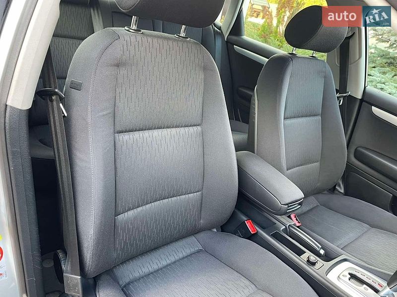 Седан Audi A4 2006 в Каменском