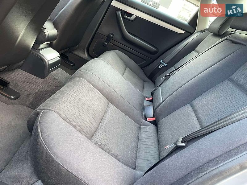 Седан Audi A4 2006 в Каменском