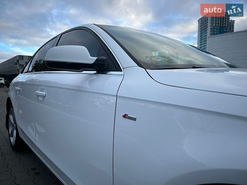 Седан Audi A4 2010 в Одесі