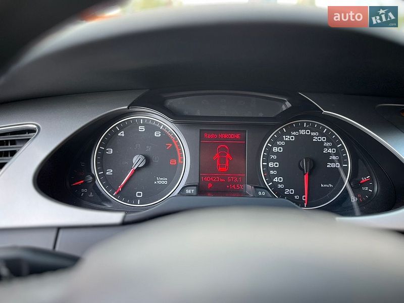Седан Audi A4 2010 в Одесі