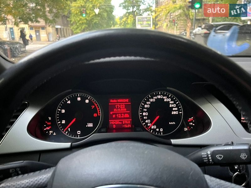 Седан Audi A4 2010 в Одесі