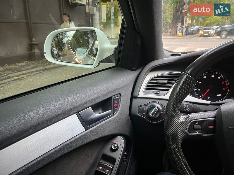 Седан Audi A4 2010 в Одесі