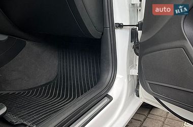 Седан Audi A4 2010 в Одесі