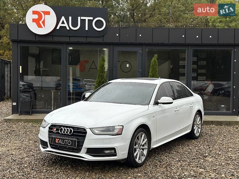Седан Audi A4 2014 в Львове