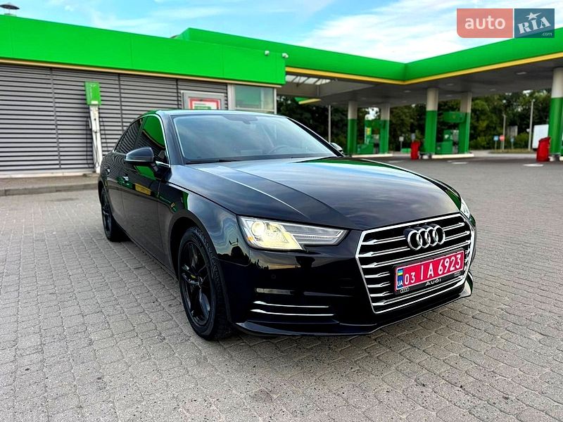 Седан Audi A4 2017 в Хмельницком