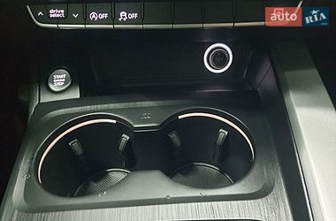 Седан Audi A4 2017 в Хмельницком