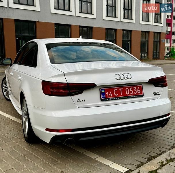Седан Audi A4 2017 в Мостиській