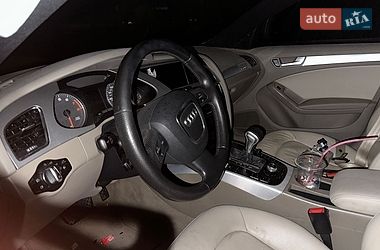 Седан Audi A4 2011 в Ірпені
