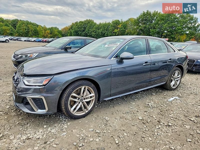 Седан Audi A4 2021 в Львові