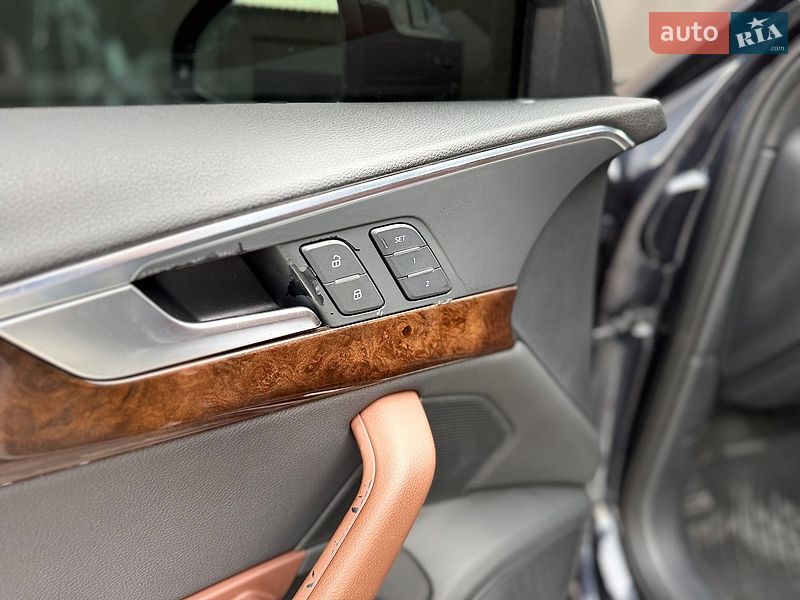 Седан Audi A4 2017 в Львове