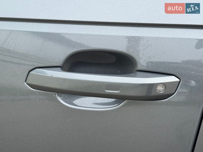 Седан Audi A4 2016 в Києві фото 18 Седан Audi A4 2016 в Києві