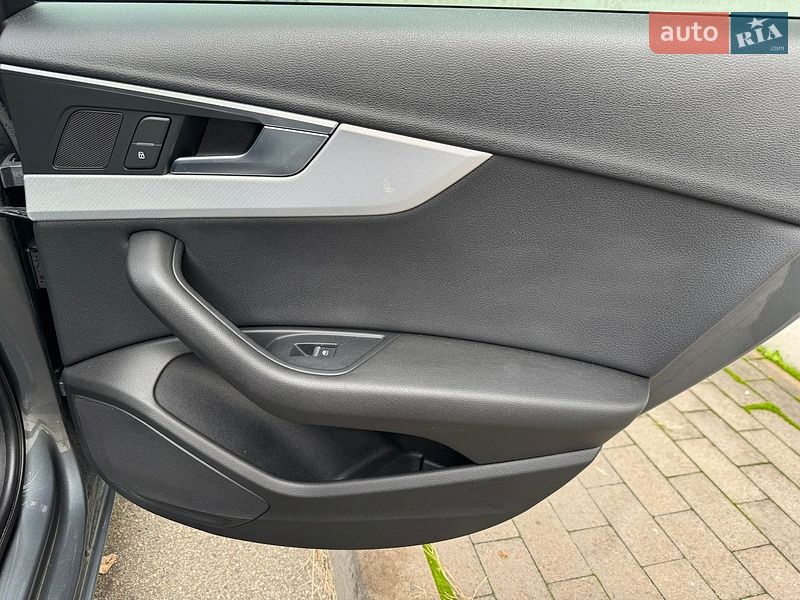 Седан Audi A4 2016 в Києві фото 44 Седан Audi A4 2016 в Києві