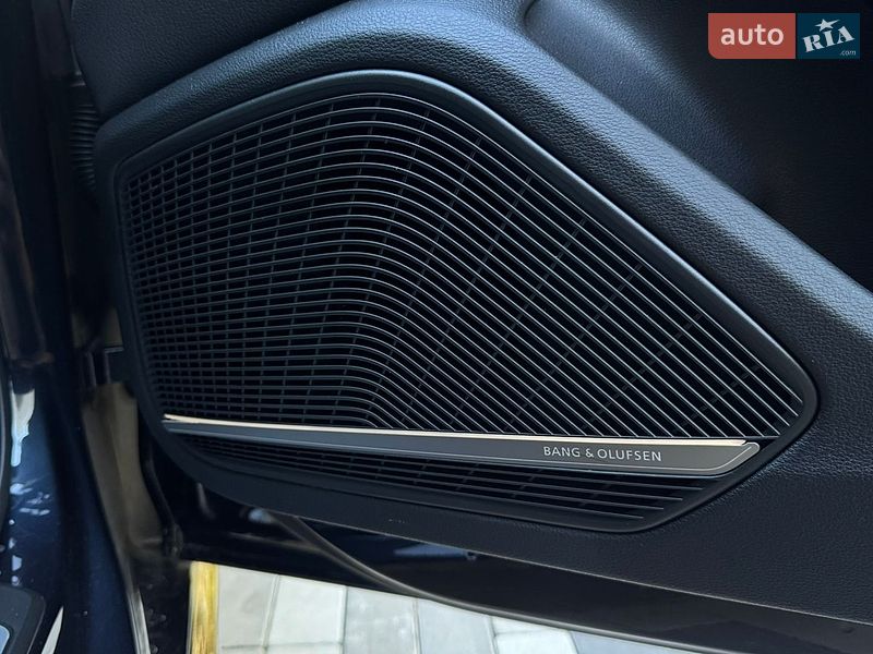 Седан Audi A4 2017 в Тернополе