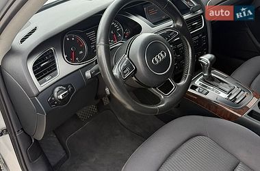 Седан Audi A4 2013 в Кам'янському