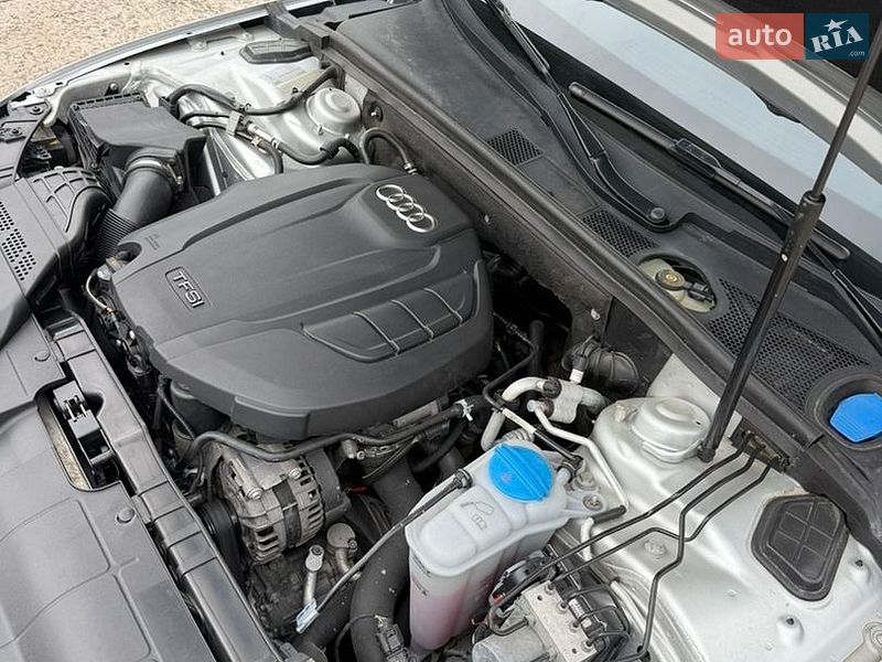 Седан Audi A4 2013 в Кам'янському