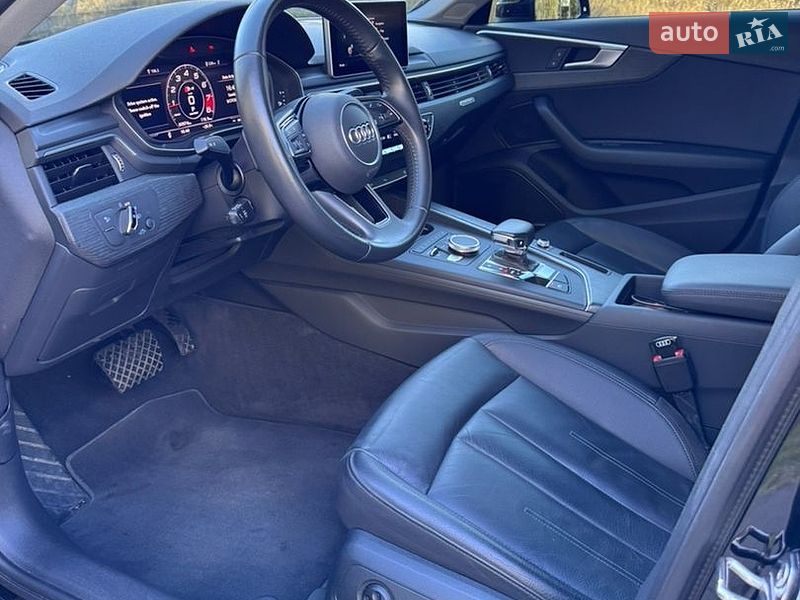 Седан Audi A4 2017 в Києві