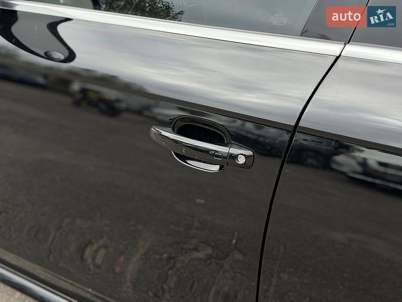 Седан Audi A4 2015 в Шептицькому