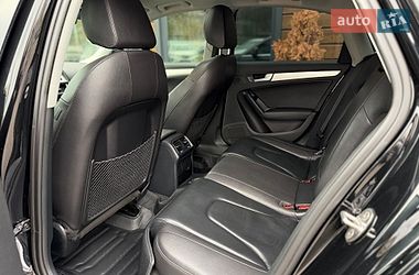 Седан Audi A4 2015 в Шептицькому