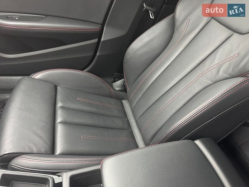 Седан Audi A4 2017 в Днепре