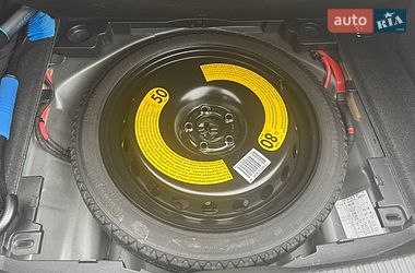 Седан Audi A4 2017 в Днепре