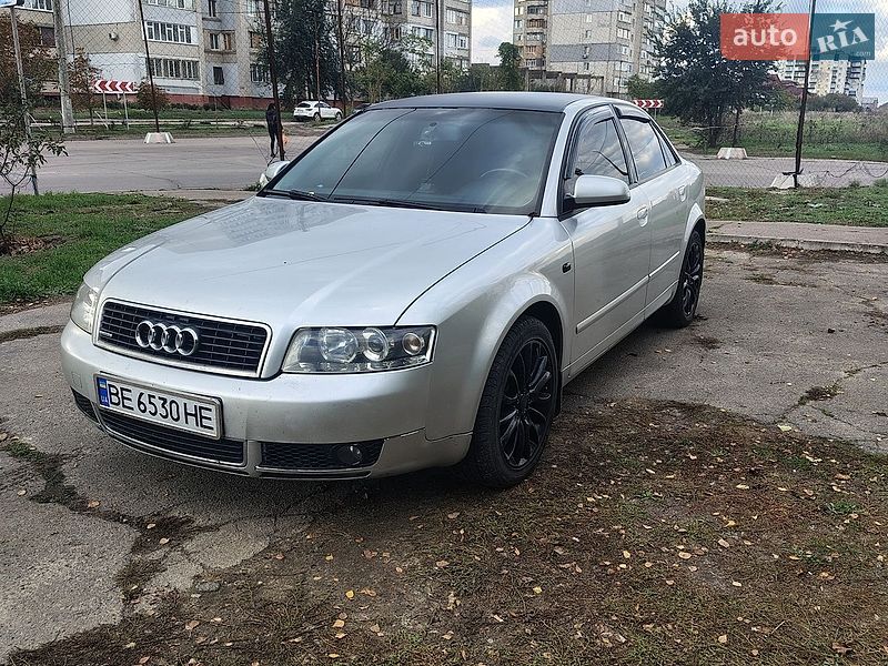 Седан Audi A4 2003 в Херсоне