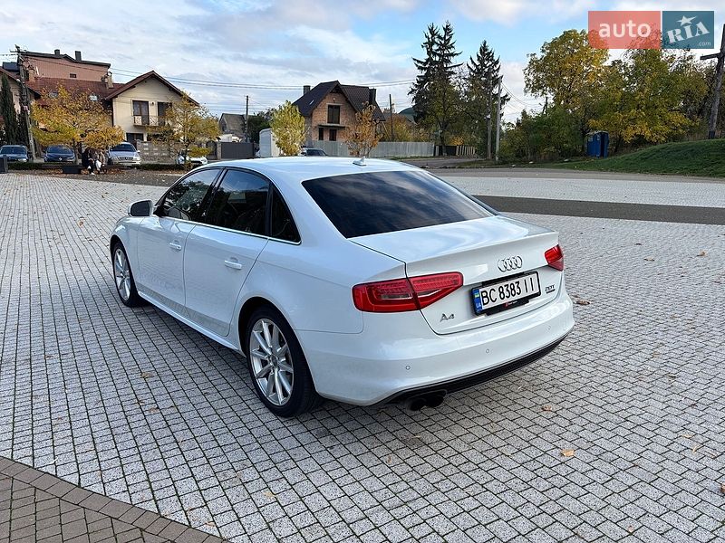 Седан Audi A4 2014 в Винниках