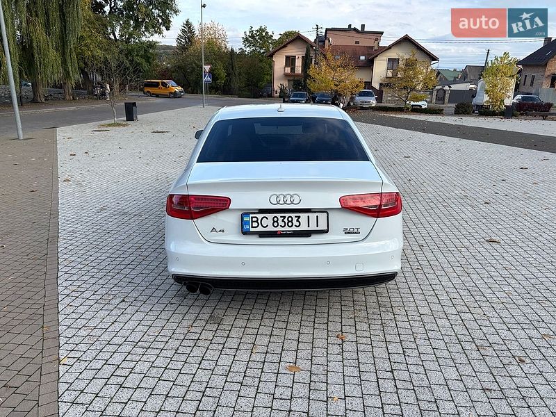 Седан Audi A4 2014 в Винниках