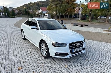 Седан Audi A4 2014 в Винниках