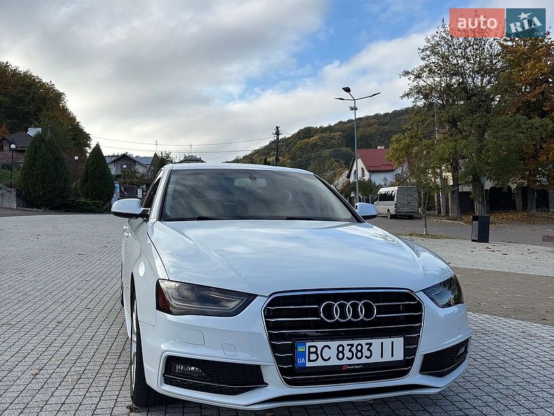 Седан Audi A4 2014 в Винниках