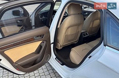 Седан Audi A4 2014 в Винниках
