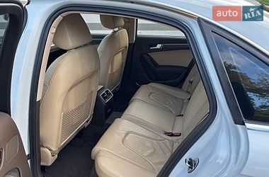 Седан Audi A4 2014 в Винниках