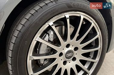 Седан Audi A4 2013 в Горишних Плавнях
