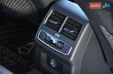 Седан Audi A4 2022 в Киеве