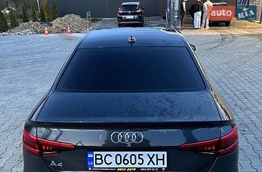 Седан Audi A4 2015 в Львове
