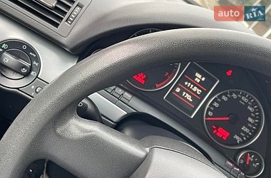 Седан Audi A4 2005 в Чернігові