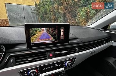 Седан Audi A4 2015 в Комарному