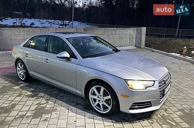 Седан Audi A4 2015 в Комарному